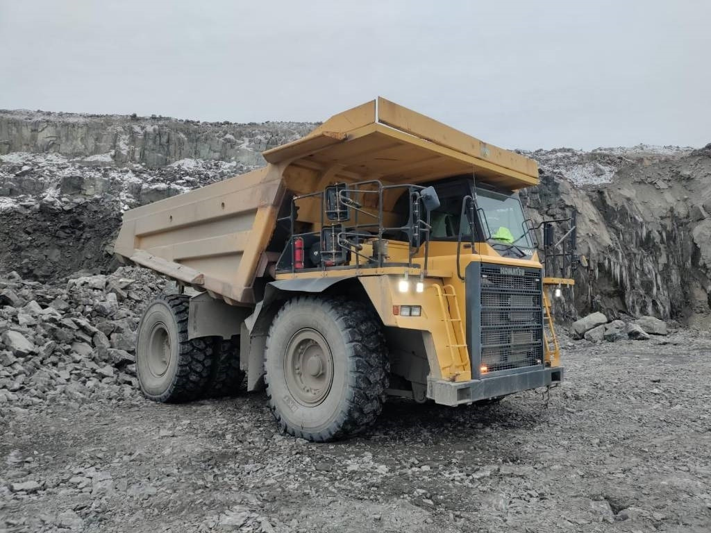 Komatsu HD605-7 - Dúmper rígido: foto 3 Komatsu HD605-7 - Dúmper rígido: foto 3