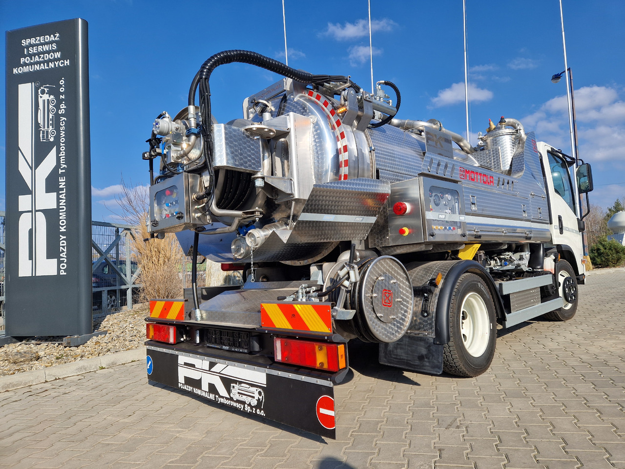 ISUZU - Limpieza de alcantarillado: foto 2 ISUZU - Limpieza de alcantarillado: foto 2