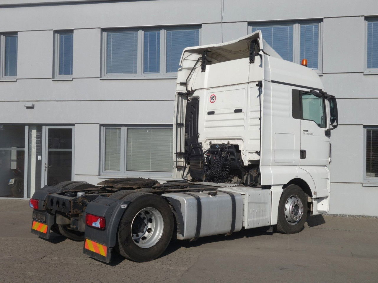 MAN TGX 18.480 XLX E6 ST, Retarder - Cabeza tractora: foto 4 MAN TGX 18.480 XLX E6 ST, Retarder - Cabeza tractora: foto 4
