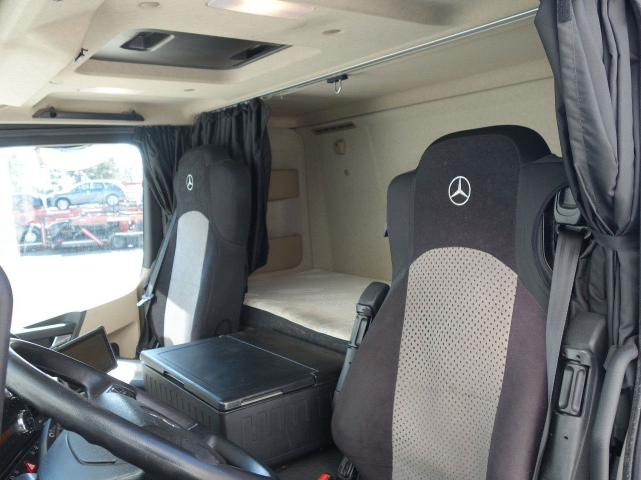 Cabeza tractora Mercedes-Benz Actros 1843 Lsnrl LD, Retarder, Navi, 9 Stk.: foto 12