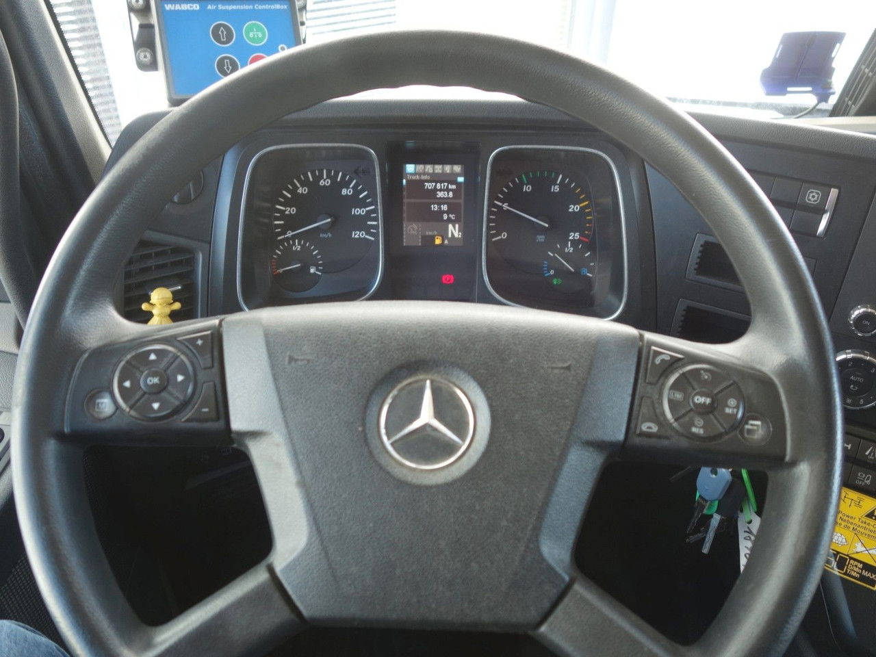 Cabeza tractora Mercedes-Benz Actros 1843 Lsnrl LD, Retarder, Navi, 9 Stk.: foto 18