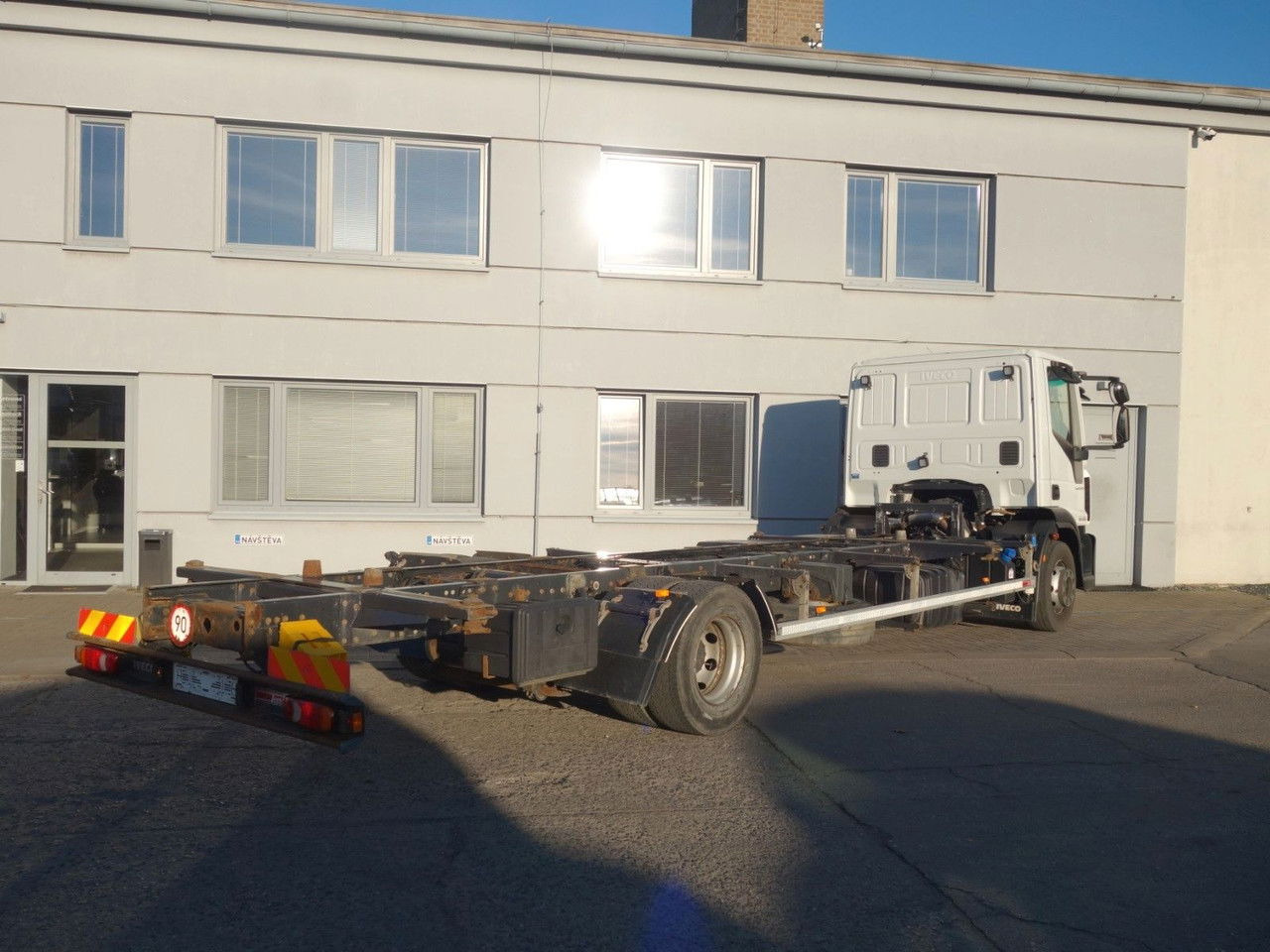 Iveco EuroCargo 150 150E 250 Wechselfahrgestel, BDFl - Camión portacontenedore/ Intercambiable: foto 3 Iveco EuroCargo 150 150E 250 Wechselfahrgestel, BDFl - Camión portacontenedore/ Intercambiable: foto 3