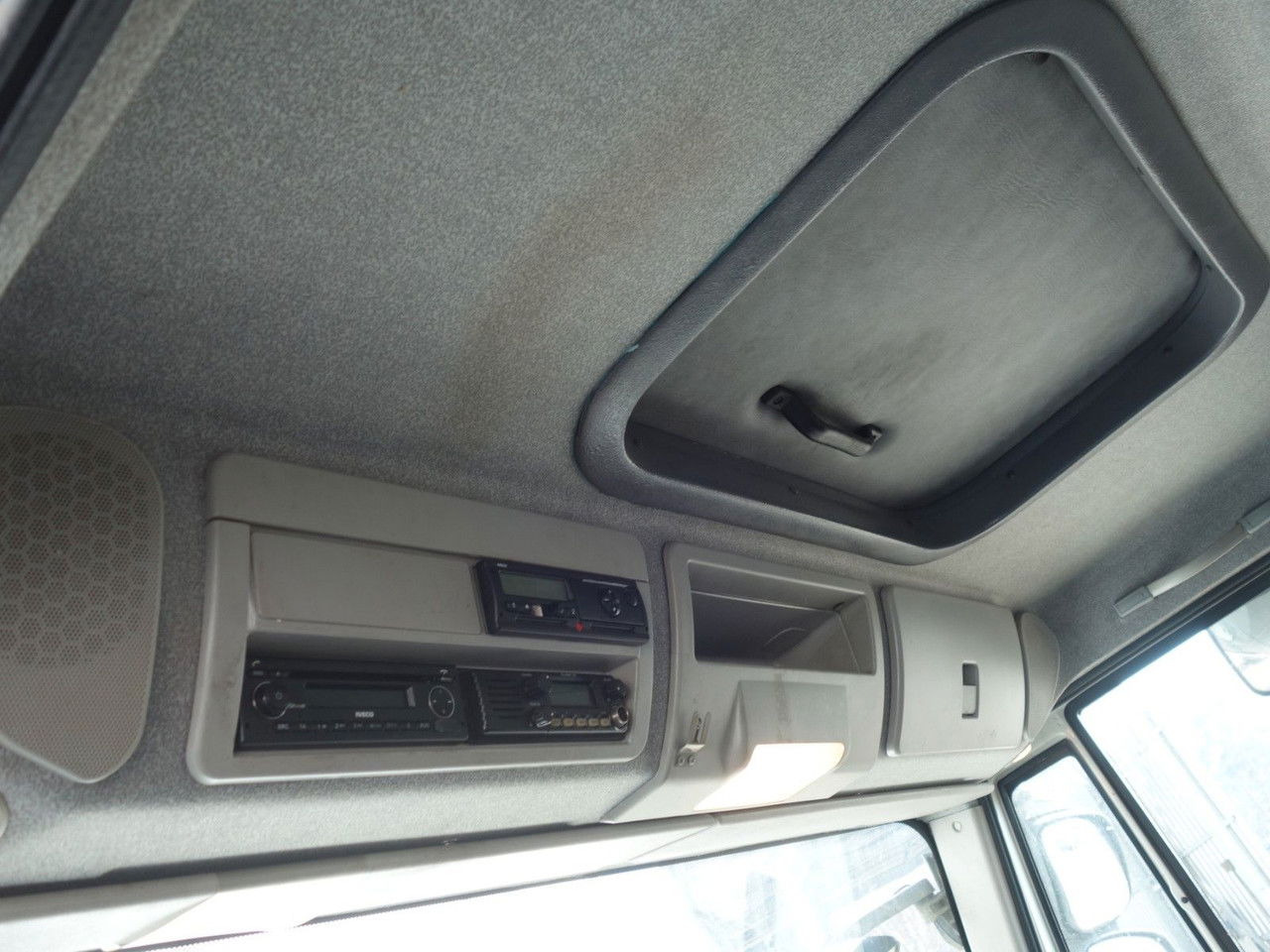 Camión caja cerrada Iveco EuroCargo 75 75E19, 18 Palleten: foto 15