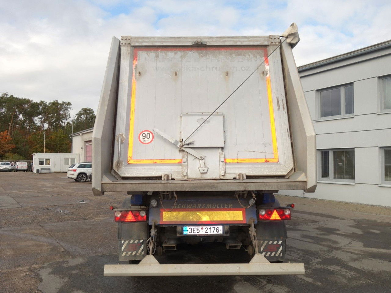 Schwarzmüller SK KIS 3/E , 50 cm3, SAF, Liftachse - Semirremolque volquete: foto 5 Schwarzmüller SK KIS 3/E , 50 cm3, SAF, Liftachse - Semirremolque volquete: foto 5