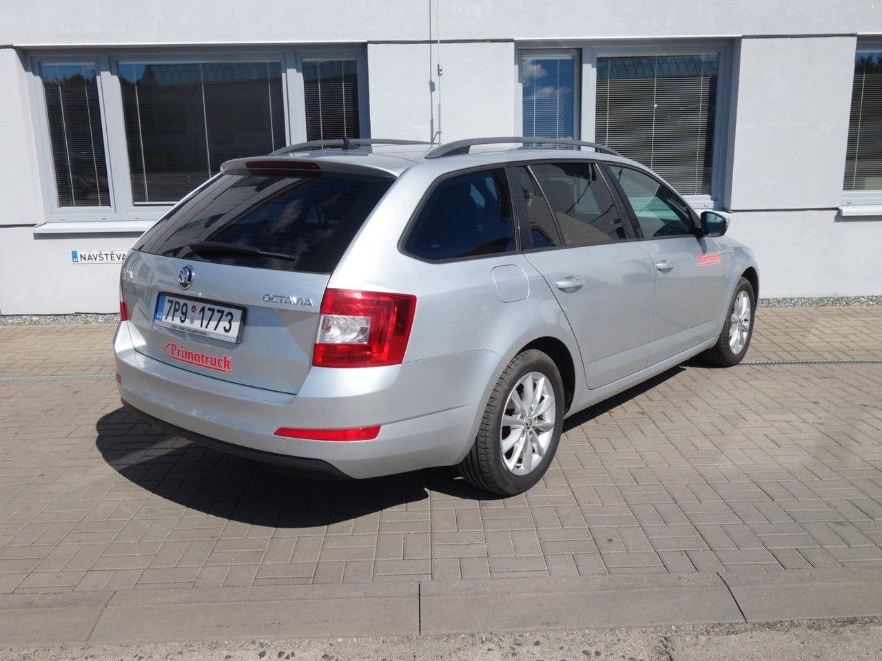 Škoda Octavia Combi Ambition 1,6 TDI, DSG, Navi, Clima - Coche familiar: foto 5 Škoda Octavia Combi Ambition 1,6 TDI, DSG, Navi, Clima - Coche familiar: foto 5