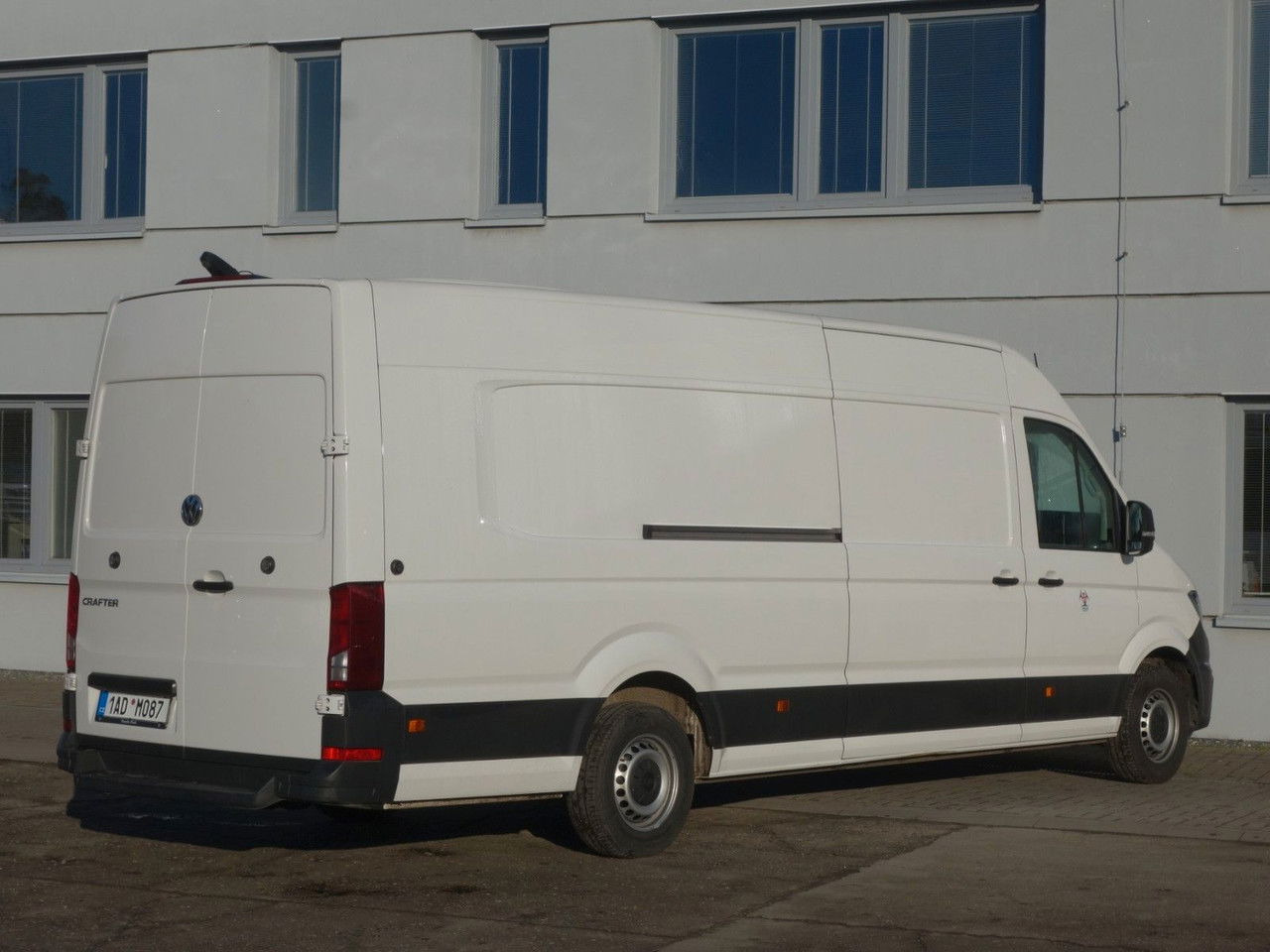 Volkswagen Crafter 2,0TDI Kühlkasten 35 Lang plus Hoch - Furgoneta frigorifica: foto 3 Volkswagen Crafter 2,0TDI Kühlkasten 35 Lang plus Hoch - Furgoneta frigorifica: foto 3
