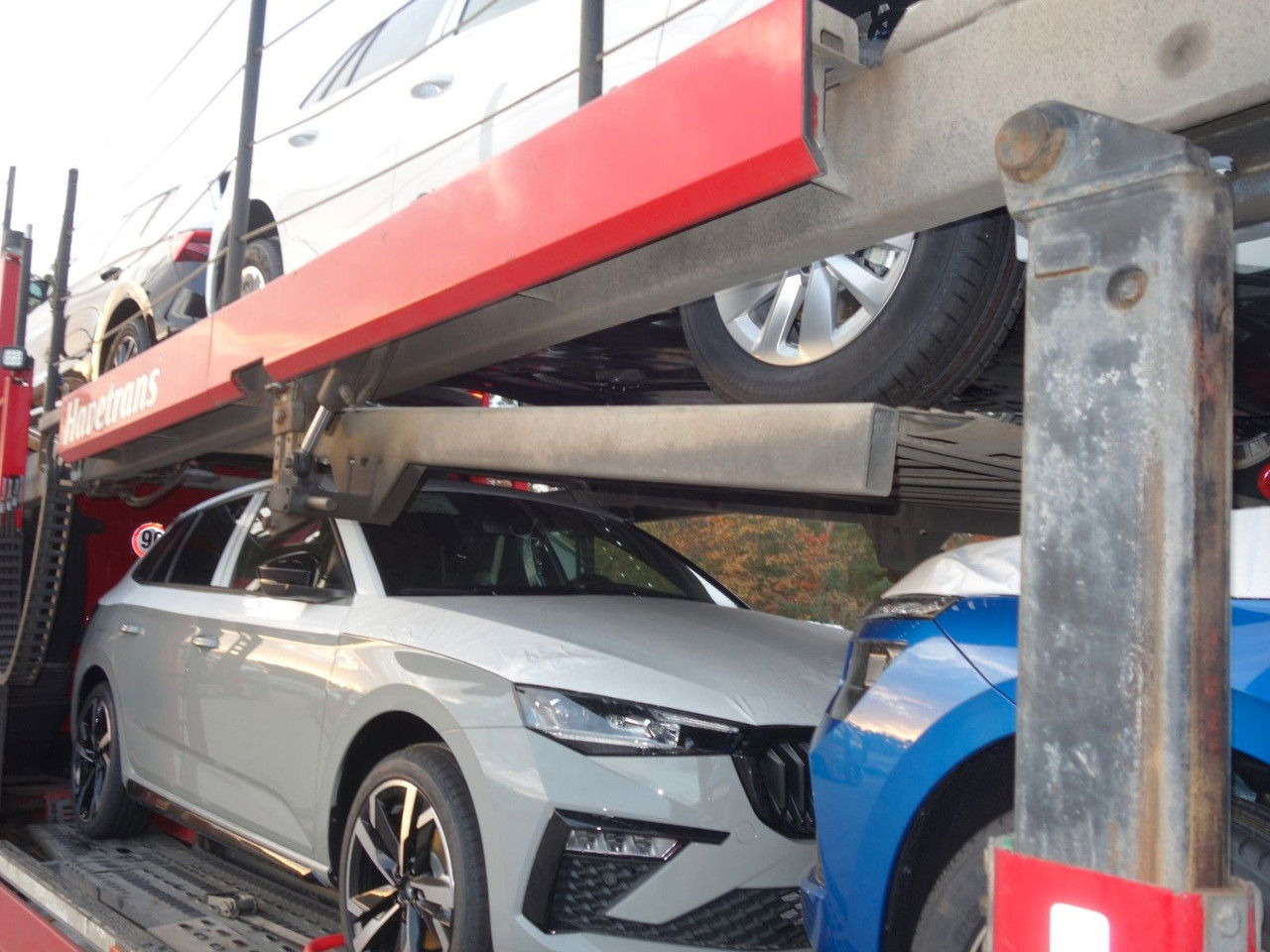 Volvo FM 13 460 6x2 Kässbohrer Metago - Supertrans - Camión portavehículos: foto 5 Volvo FM 13 460 6x2 Kässbohrer Metago - Supertrans - Camión portavehículos: foto 5