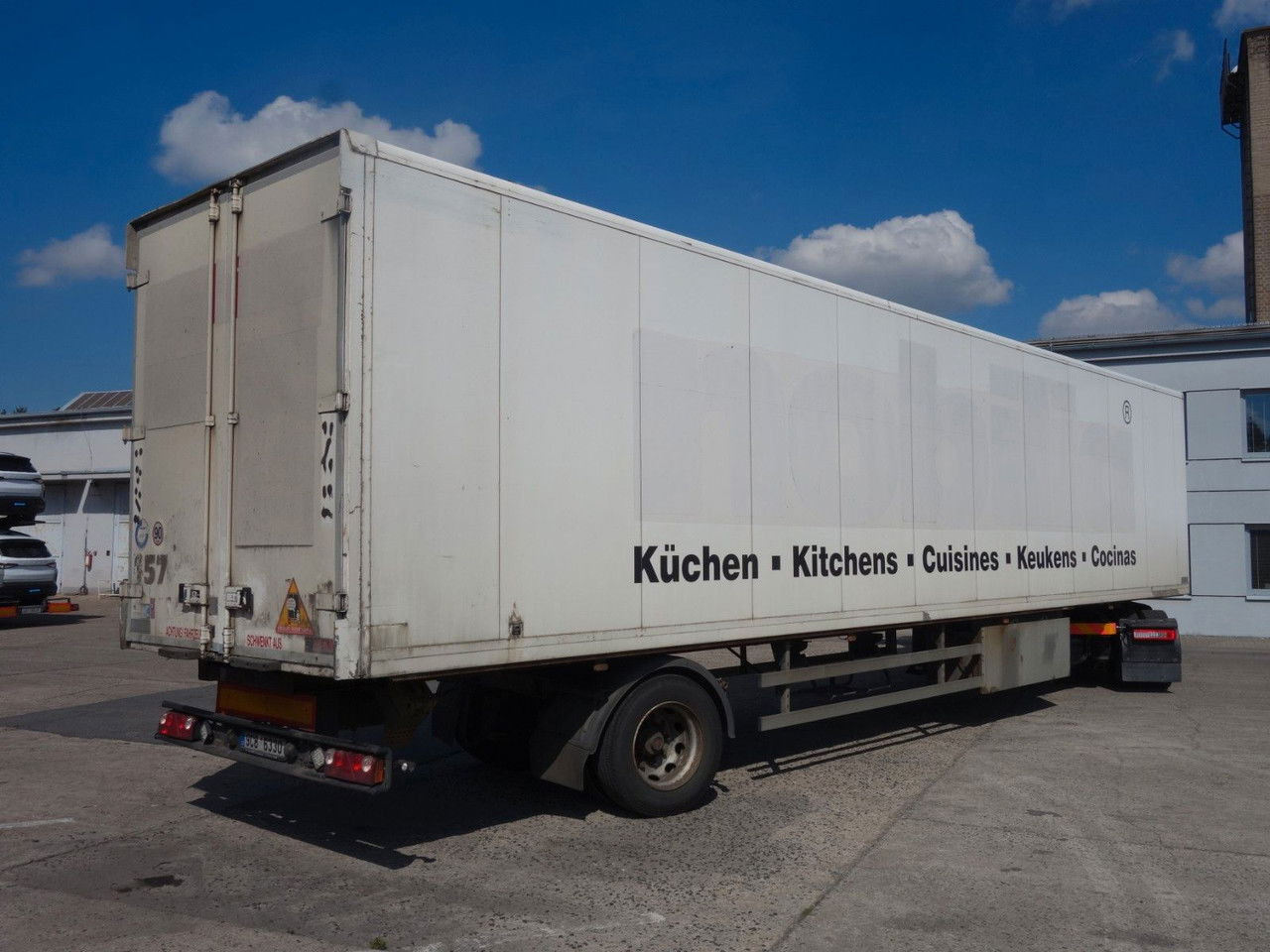 WEKA Weka, 1 Achse, Lenkachse 1 Achse, Lenkachse - Semirremolque caja cerrada: foto 5 WEKA Weka, 1 Achse, Lenkachse 1 Achse, Lenkachse - Semirremolque caja cerrada: foto 5