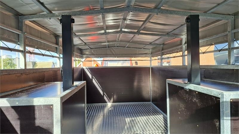 CN Agro Model D - Remolque transporte de ganado, Remolque agrícola: foto 5 CN Agro Model D - Remolque transporte de ganado, Remolque agrícola: foto 5