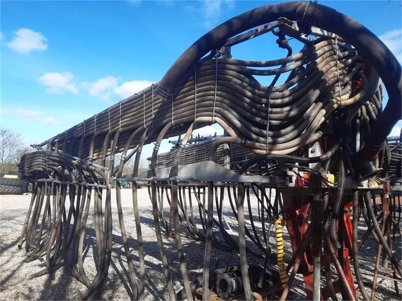 Harsø 24m slæbeslangebom 16-20-24 m 1 fordeler - Cuba de purín: foto 3 Harsø 24m slæbeslangebom 16-20-24 m 1 fordeler - Cuba de purín: foto 3