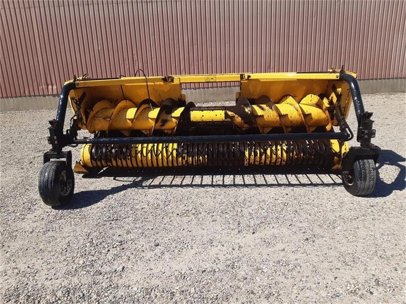 Cosechadora de forraje New Holland FX 50 FINSNITTER: foto 16 Cosechadora de forraje New Holland FX 50 FINSNITTER: foto 16