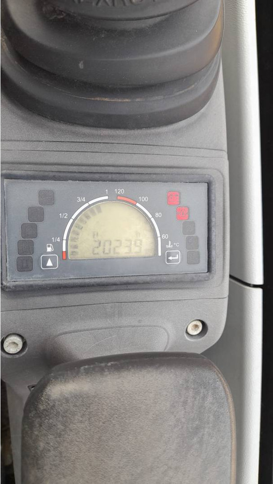 CAT 302.7DCR - Excavadora de cadenas: foto 5 CAT 302.7DCR - Excavadora de cadenas: foto 5