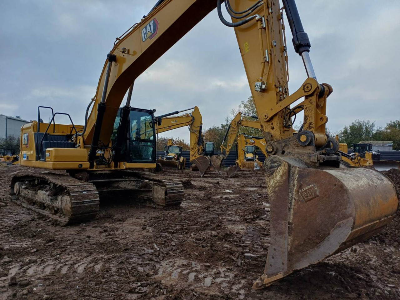 CAT 330-07GC - Excavadora de cadenas: foto 2 CAT 330-07GC - Excavadora de cadenas: foto 2