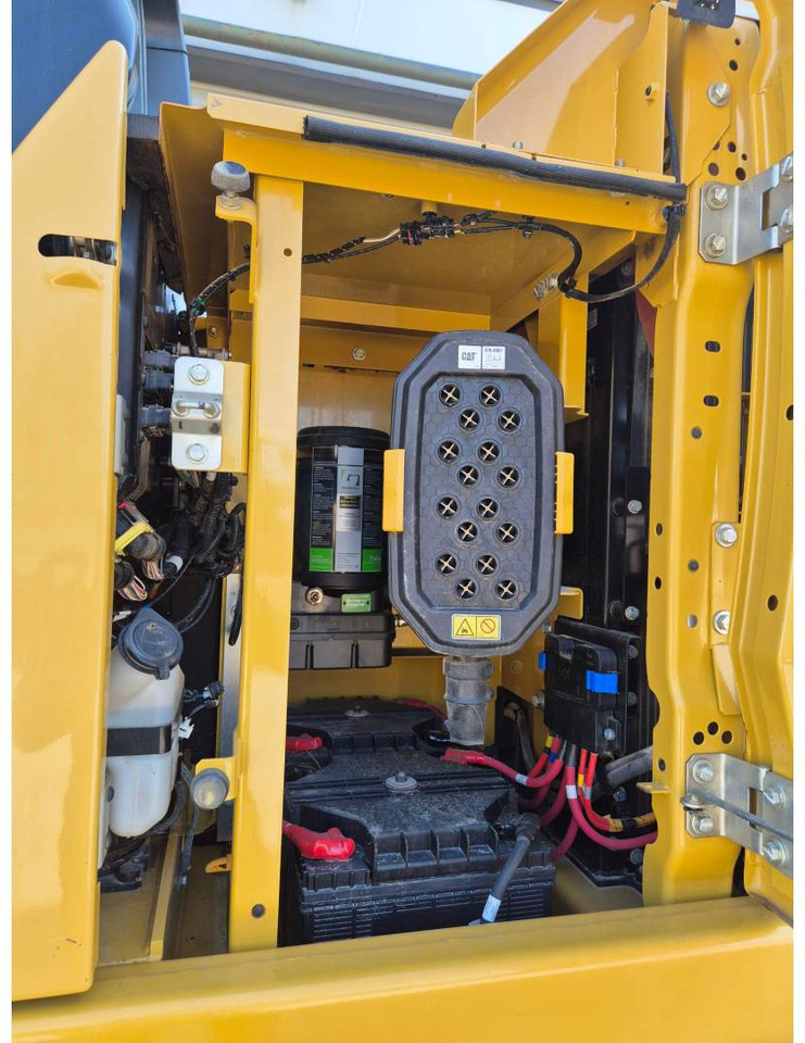 Excavadora de cadenas CAT 323: foto 17