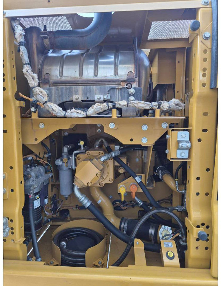 Excavadora de cadenas CAT 323: foto 22
