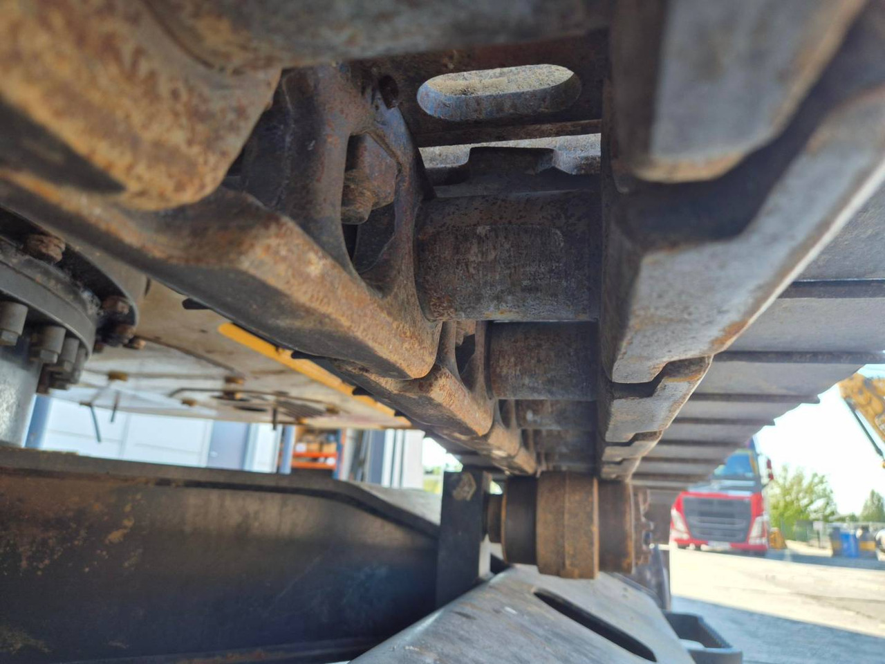 Excavadora de cadenas CAT 323: foto 12