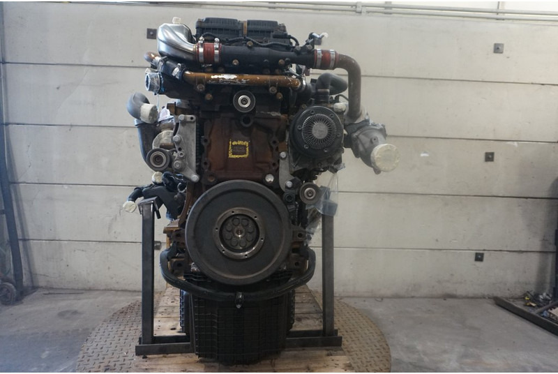 Mercedes-Benz OM470LA EURO6 330PS + NOK 470906C0066236 - Motor para Camión: foto 2 Mercedes-Benz OM470LA EURO6 330PS + NOK 470906C0066236 - Motor para Camión: foto 2