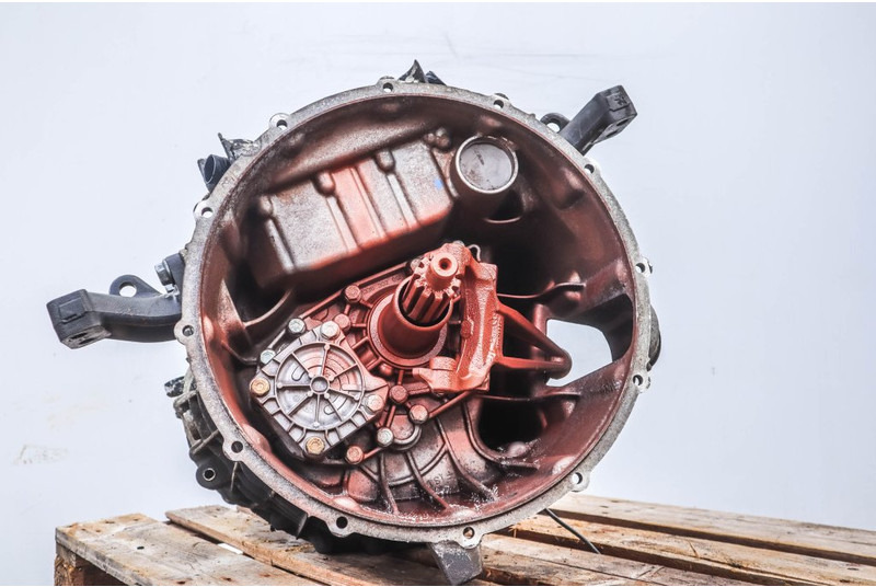 ZF 12AS1210OD TGM 81.32004-6194 - Recambio para Camión: foto 2 ZF 12AS1210OD TGM 81.32004-6194 - Recambio para Camión: foto 2