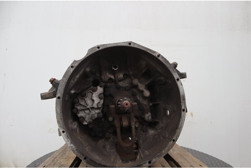 ZF 16S151OD+INT F2000 81.32004-6402 - Caja de cambios para Camión: foto 2 ZF 16S151OD+INT F2000 81.32004-6402 - Caja de cambios para Camión: foto 2