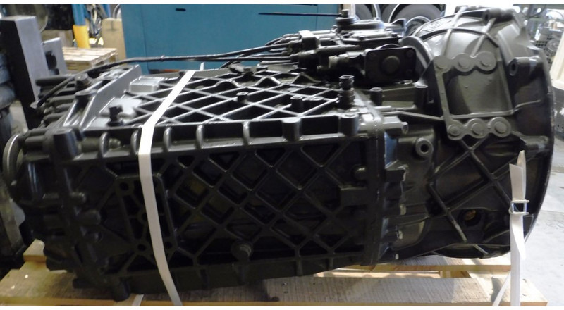 ZF 1S2220TO CGS CARBON - Caja de cambios para Camión: foto 3 ZF 1S2220TO CGS CARBON - Caja de cambios para Camión: foto 3