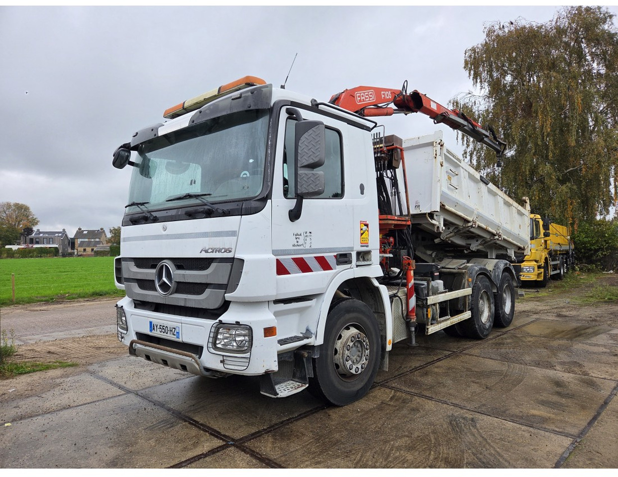 MERCEDESA CTROS 3341 6X4 TIPPER CRANE FASSI F105 - Camión volquete, Camión grúa: foto 1 MERCEDESA CTROS 3341 6X4 TIPPER CRANE FASSI F105 - Camión volquete, Camión grúa: foto 1