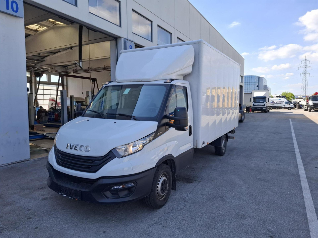 IVECO Daily 35S16 - Furgón: foto 1 IVECO Daily 35S16 - Furgón: foto 1