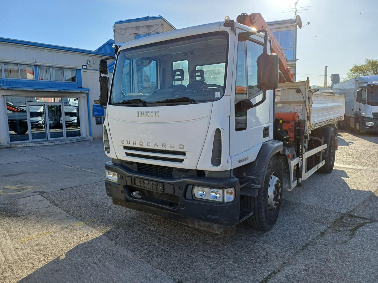 IVECO Daily Eurocargo ML180E28/P - Camión volquete: foto 1 IVECO Daily Eurocargo ML180E28/P - Camión volquete: foto 1