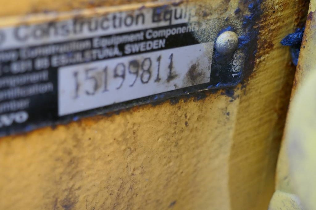 Volvo L 250 G, Framaxel voe15199811 - Eje y piezas para Maquinaria de construcción: foto 3 Volvo L 250 G, Framaxel voe15199811 - Eje y piezas para Maquinaria de construcción: foto 3