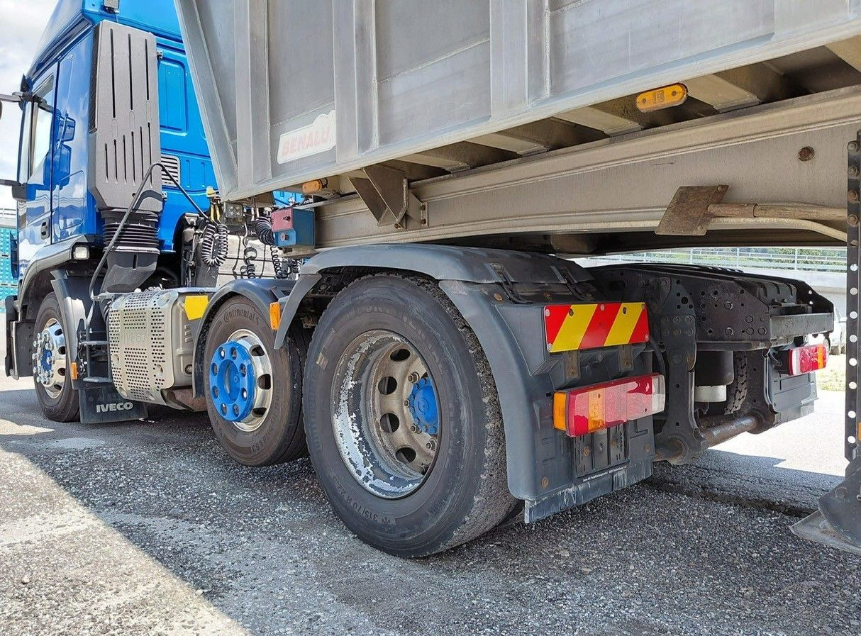 Arrendamiento de  Iveco 440S48TX Stralis 6x2, E6, Kipphydraulik Iveco 440S48TX Stralis 6x2, E6, Kipphydraulik: foto 6