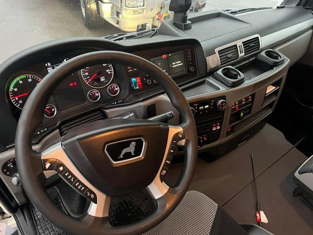 Cabeza tractora MAN TGS 18.420 4x2, Euro 6c, ADR, ALU, 2x MAN TGS 18.420 4x2, Euro 6c, ADR, ALU, 2x: foto 9 Cabeza tractora MAN TGS 18.420 4x2, Euro 6c, ADR, ALU, 2x MAN TGS 18.420 4x2, Euro 6c, ADR, ALU, 2x: foto 9