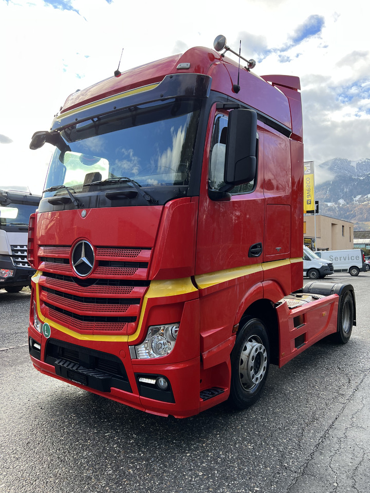 MERCEDES-BENZ Actros 1845 4x2, E6, Retarder - Cabeza tractora: foto 2 MERCEDES-BENZ Actros 1845 4x2, E6, Retarder - Cabeza tractora: foto 2