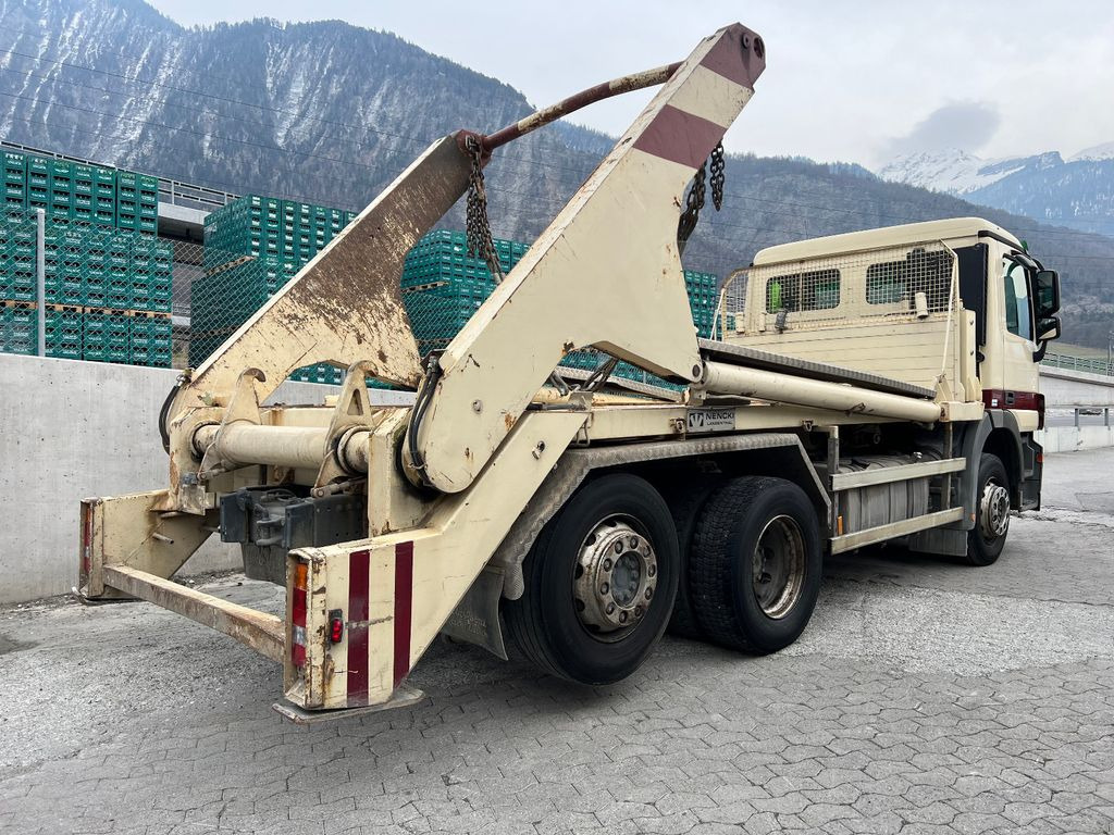 Mercedes-Benz Actros 2536 6x2, E5, MP3, WELAKI Mercedes-Benz Actros 2536 6x2, E5, MP3, WELAKI - Camión portacontenedor de cadenas: foto 3 Mercedes-Benz Actros 2536 6x2, E5, MP3, WELAKI Mercedes-Benz Actros 2536 6x2, E5, MP3, WELAKI - Camión portacontenedor de cadenas: foto 3