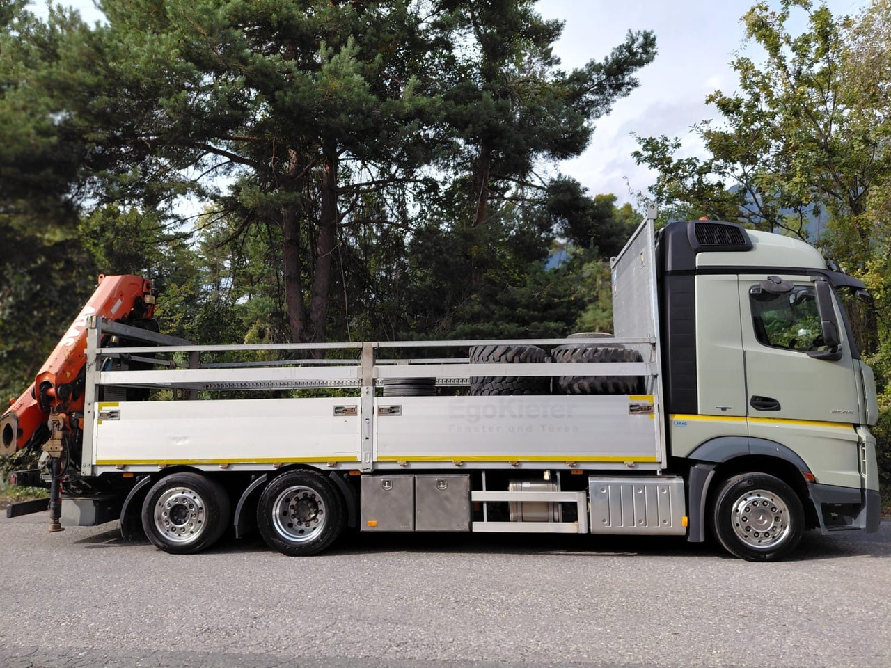 Mercedes-Benz Actros 2545 6x2, E6, Retarder, Effer 265/6S - Camión grúa: foto 5 Mercedes-Benz Actros 2545 6x2, E6, Retarder, Effer 265/6S - Camión grúa: foto 5