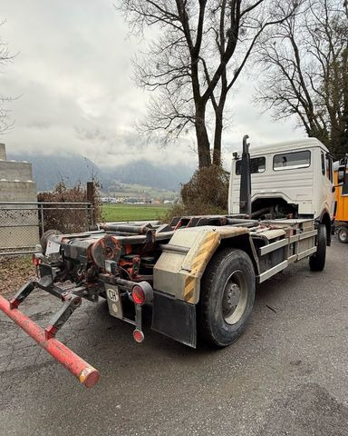 Mercedes-Benz SK 1831 K 4x2, Abroll - Camión multibasculante: foto 3 Mercedes-Benz SK 1831 K 4x2, Abroll - Camión multibasculante: foto 3