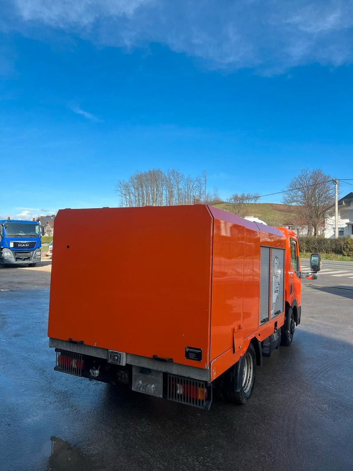 Nissan NT400 Cabstar, Dietmar Kaiser, 160bar, Hochdruck - Limpieza de alcantarillado: foto 3 Nissan NT400 Cabstar, Dietmar Kaiser, 160bar, Hochdruck - Limpieza de alcantarillado: foto 3