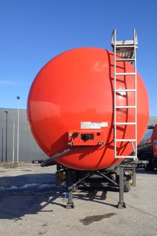 Schwarzmüller C203 / C12, 2 Kammern, Bitumen, 33'000L Schwarzmüller C203 / C12, 2 Kammern, Bitumen, 33'000L - Semirremolque cisterna: foto 2 Schwarzmüller C203 / C12, 2 Kammern, Bitumen, 33'000L Schwarzmüller C203 / C12, 2 Kammern, Bitumen, 33'000L - Semirremolque cisterna: foto 2