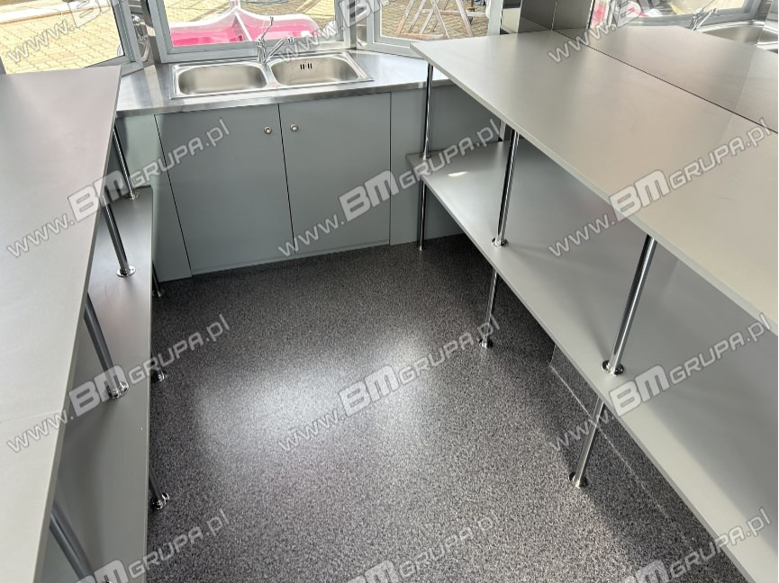 Vintage-Stil , Imbissanhänger Verkaufsanhänger -SOFORT VERKAUFEN- - Remolque: foto 5 Vintage-Stil , Imbissanhänger Verkaufsanhänger -SOFORT VERKAUFEN- - Remolque: foto 5