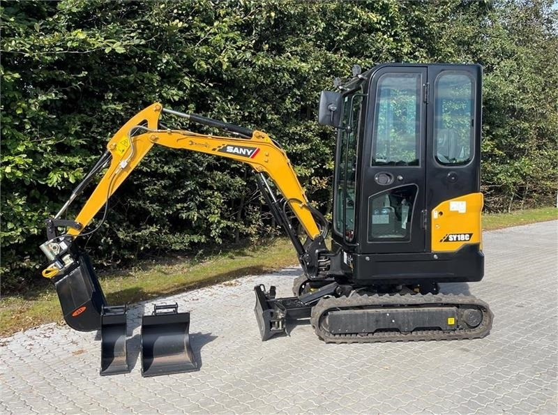 Sany SY18C Med TF tiltskifte og TF skovlpakke - Excavadora de cadenas: foto 2 Sany SY18C Med TF tiltskifte og TF skovlpakke - Excavadora de cadenas: foto 2
