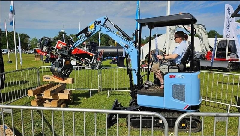 Sany SY19E Elektrisk - Excavadora de cadenas: foto 4 Sany SY19E Elektrisk - Excavadora de cadenas: foto 4