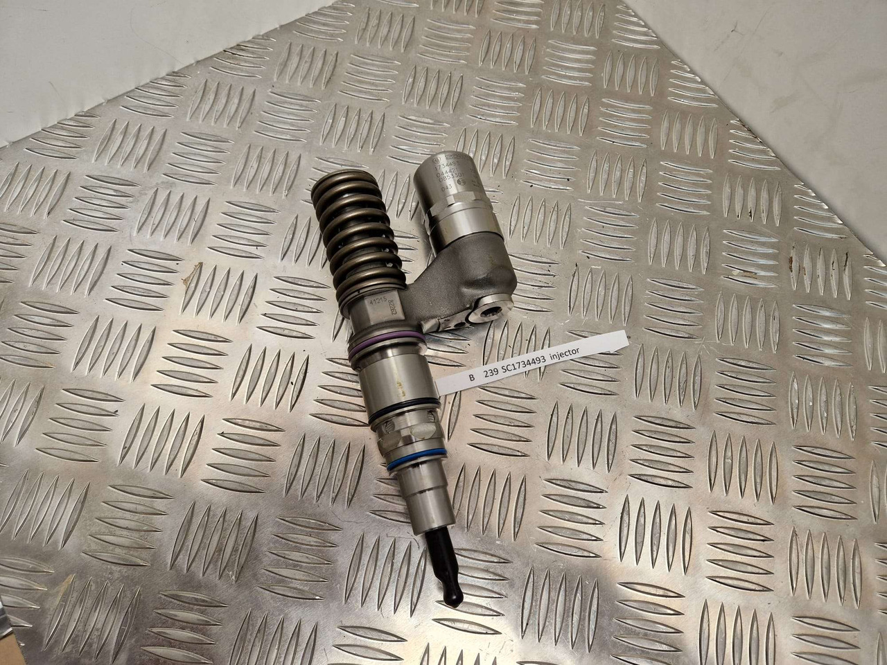 1734493 Scania fuel injector Bosch - Motor y piezas para Maquinaria de construcción: foto 2 1734493 Scania fuel injector Bosch - Motor y piezas para Maquinaria de construcción: foto 2