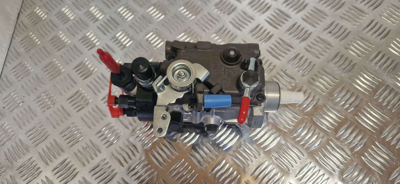 320/06927 12V injection pump 9323A252G Delphi - Motor y piezas para Maquinaria de construcción: foto 3 320/06927 12V injection pump 9323A252G Delphi - Motor y piezas para Maquinaria de construcción: foto 3
