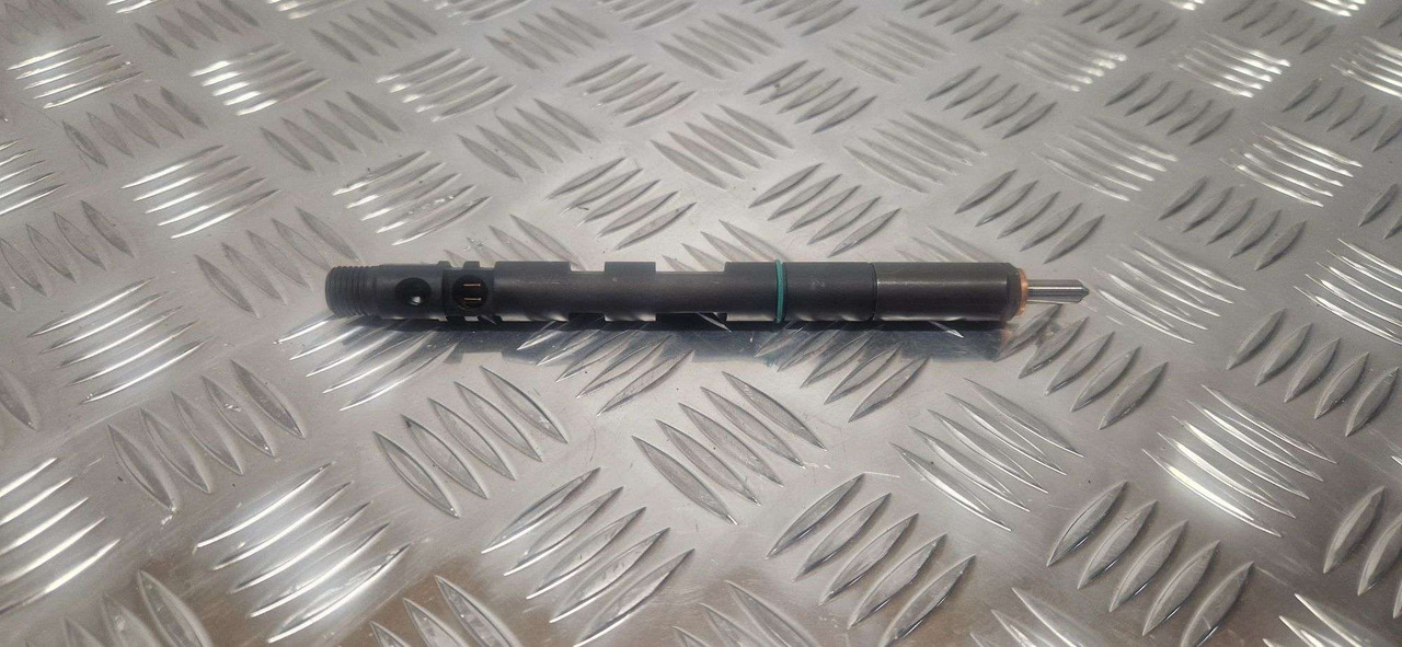 Et3 Injector Delphi R05001D JCB injector 320/06623 - Motor y piezas para Maquinaria de construcción: foto 3 Et3 Injector Delphi R05001D JCB injector 320/06623 - Motor y piezas para Maquinaria de construcción: foto 3