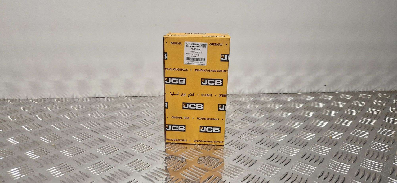 JCB Air Filter 32/925683 - Motor y piezas para Maquinaria de construcción: foto 4 JCB Air Filter 32/925683 - Motor y piezas para Maquinaria de construcción: foto 4
