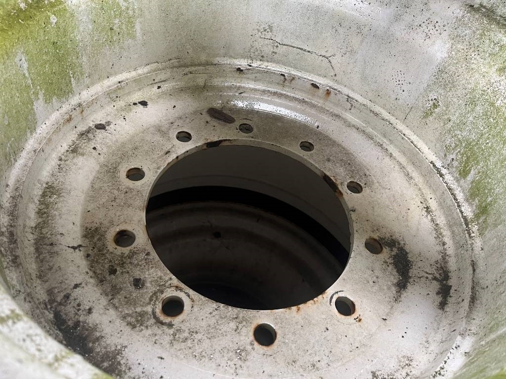 Alliance 28L- 26 Däck på Fälg - Neumático para Maquinaria agrícola: foto 5 Alliance 28L- 26 Däck på Fälg - Neumático para Maquinaria agrícola: foto 5