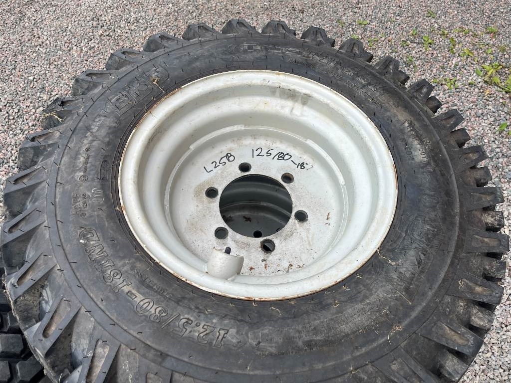 BKT 12,5/80-18 till Volvo L20 L25 - Neumático para Maquinaria de construcción: foto 3 BKT 12,5/80-18 till Volvo L20 L25 - Neumático para Maquinaria de construcción: foto 3