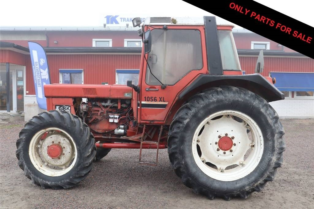 Case IH 1056 XL Dismantled. Only spare parts - Tractor: foto 1 Case IH 1056 XL Dismantled. Only spare parts - Tractor: foto 1