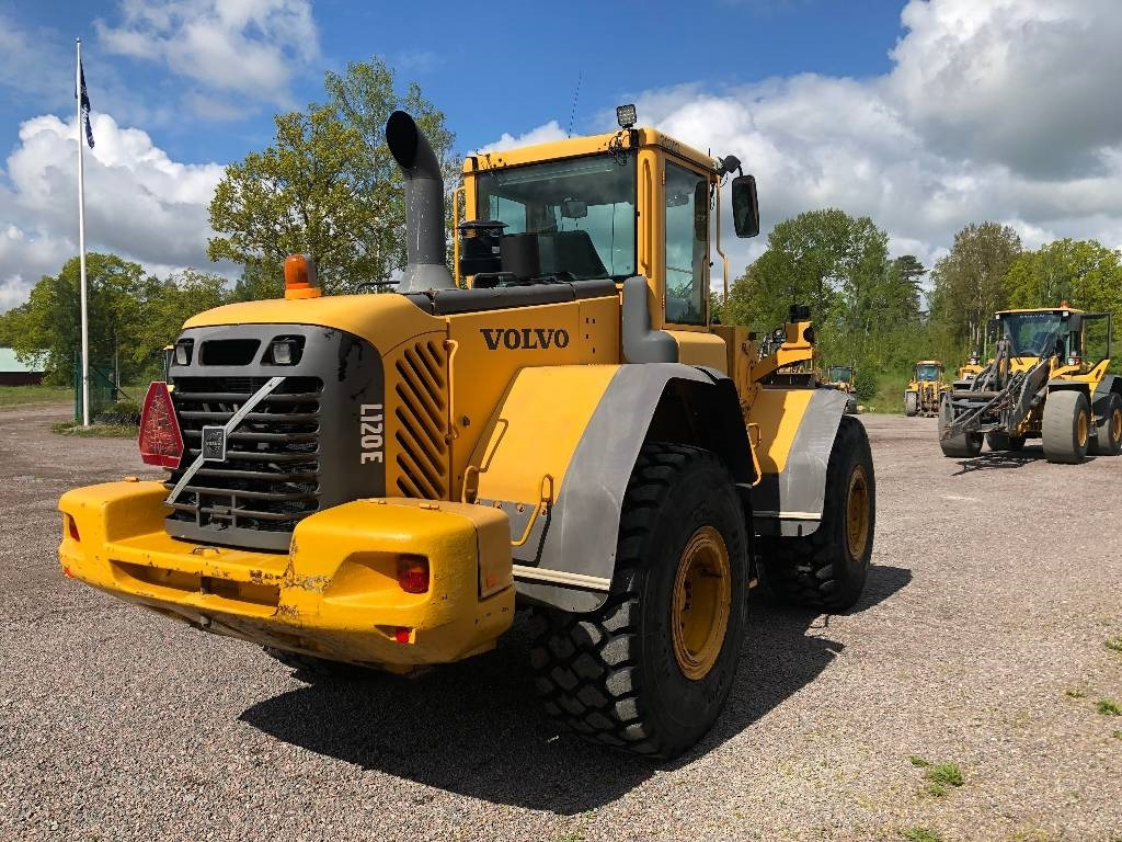 Volvo L 120 E Dismantled: only spare parts  - Cargadora de ruedas: foto 2 Volvo L 120 E Dismantled: only spare parts  - Cargadora de ruedas: foto 2