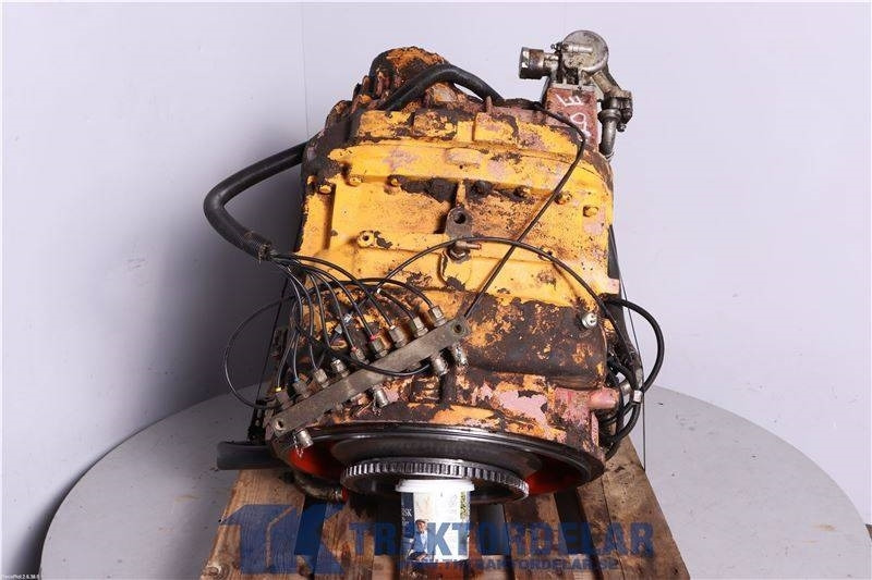 Volvo L 120 E - Caja de cambios para Maquinaria de construcción: foto 4 Volvo L 120 E - Caja de cambios para Maquinaria de construcción: foto 4