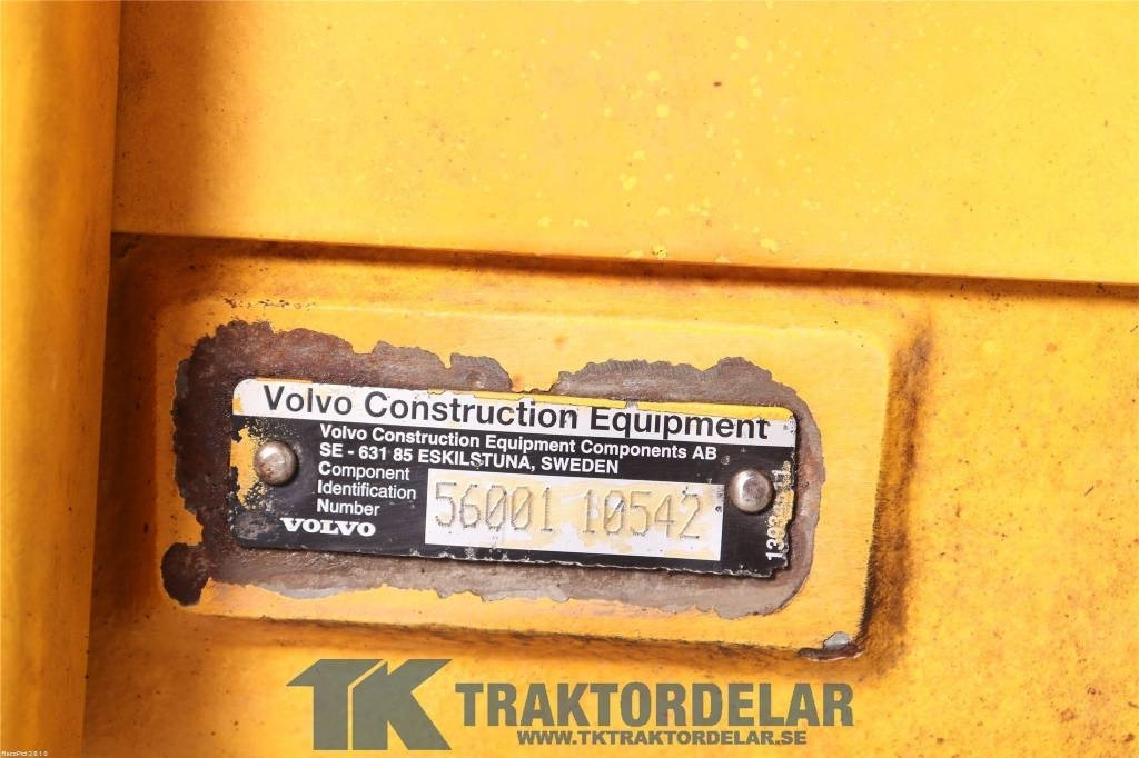 Volvo L 180 F Bakvagn - Eje y piezas para Maquinaria de construcción: foto 3 Volvo L 180 F Bakvagn - Eje y piezas para Maquinaria de construcción: foto 3
