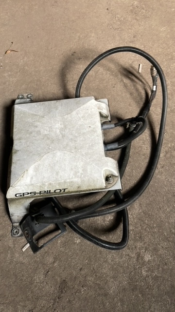 Antena gps pilot CLAAS GPS Antenne AG 262 RTK - Sistema de navegación para Maquinaria agrícola: foto 3 Antena gps pilot CLAAS GPS Antenne AG 262 RTK - Sistema de navegación para Maquinaria agrícola: foto 3